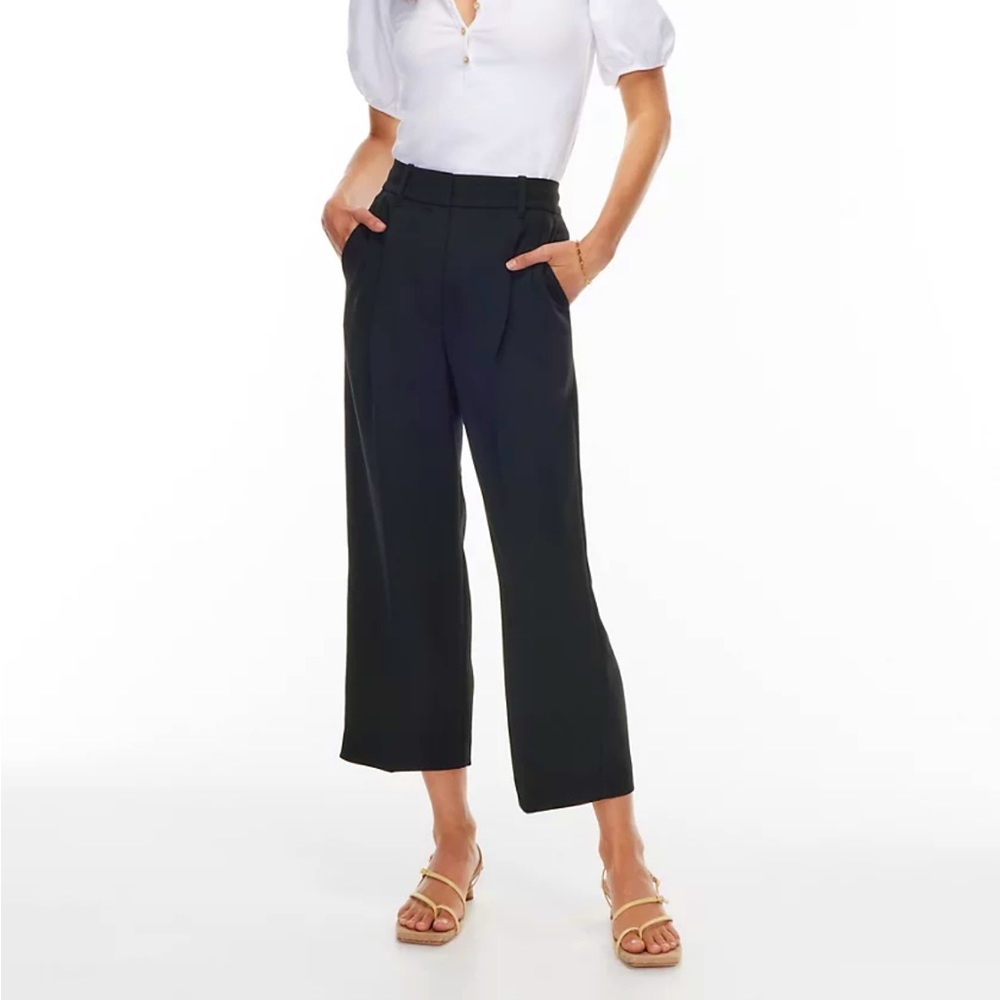 Aritzia Wilfred Effortless Cropped Pant size 6 regular length black